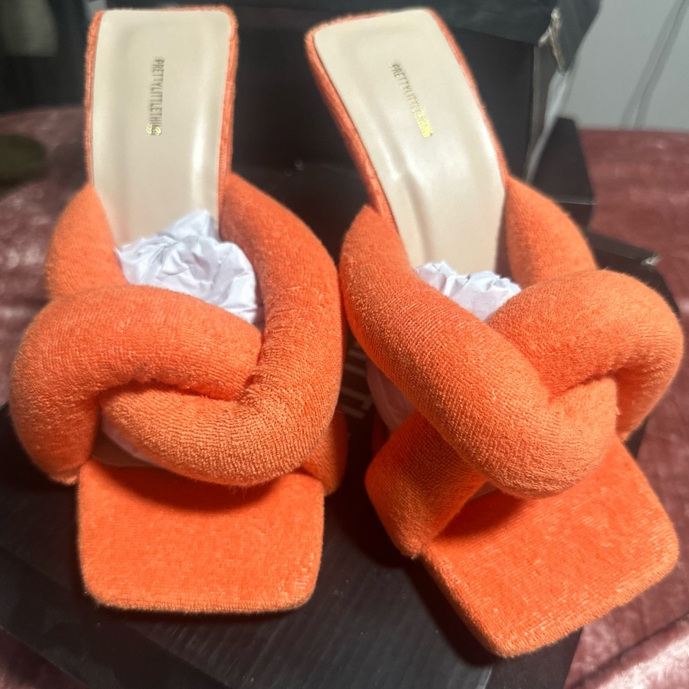 PrettyLittleThing , size 6 & Burnt Orange